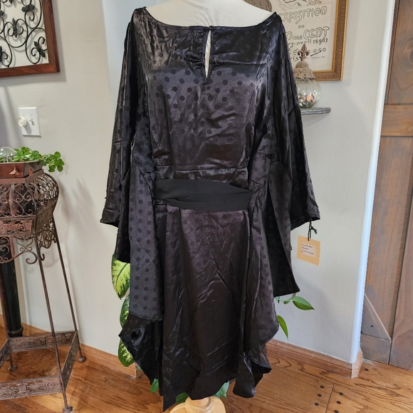 NWT Smak Parlour Plus Size Black Damask Dot Social Climber Caftan - Picture 4 of 7